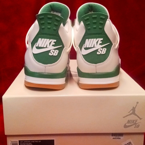 Nike Other - AIR JORDAN 4 RETRO SP SB4